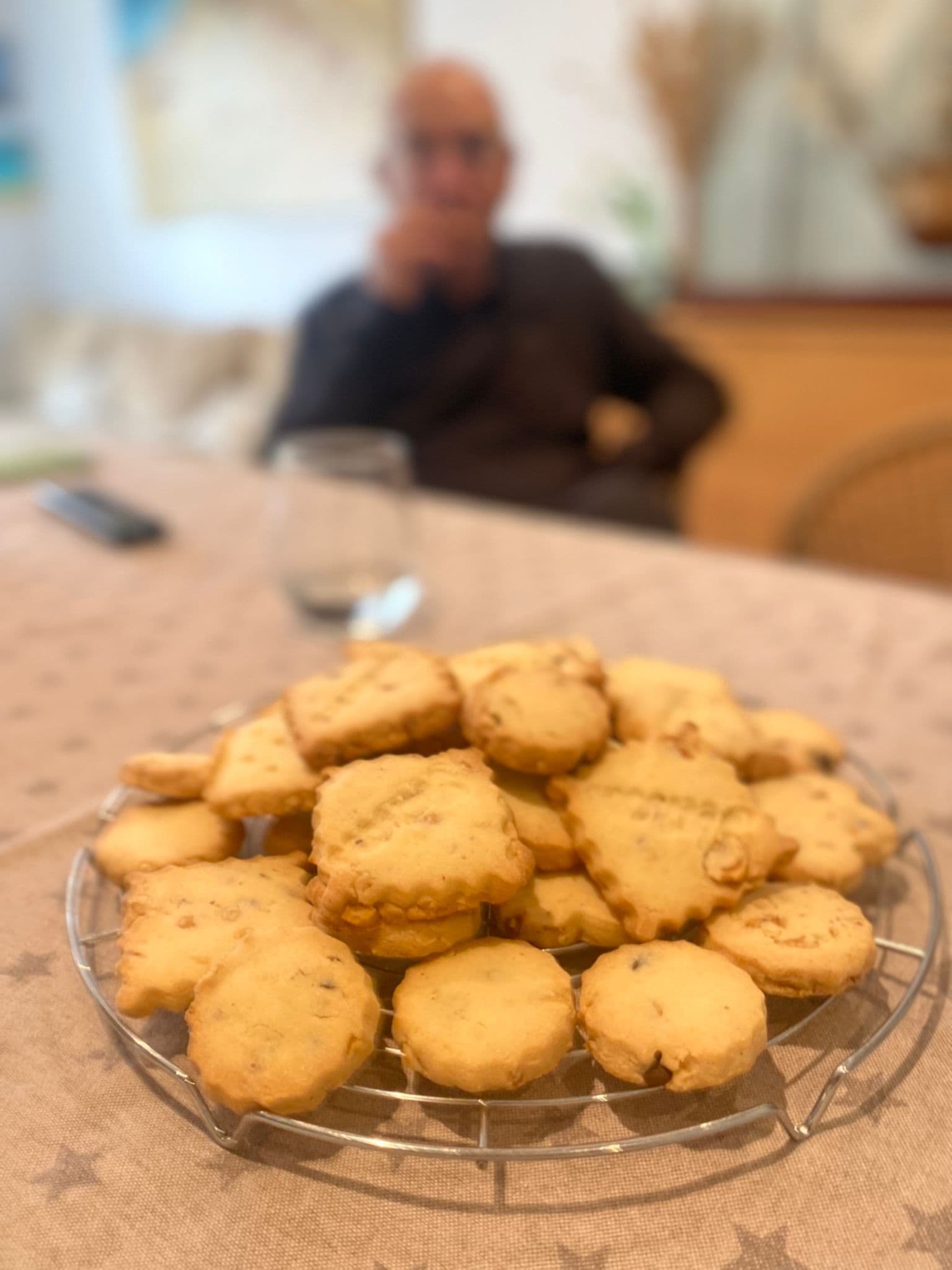 Domingo 3, galletas de mantequilla y avellana listas para rematar el festín.