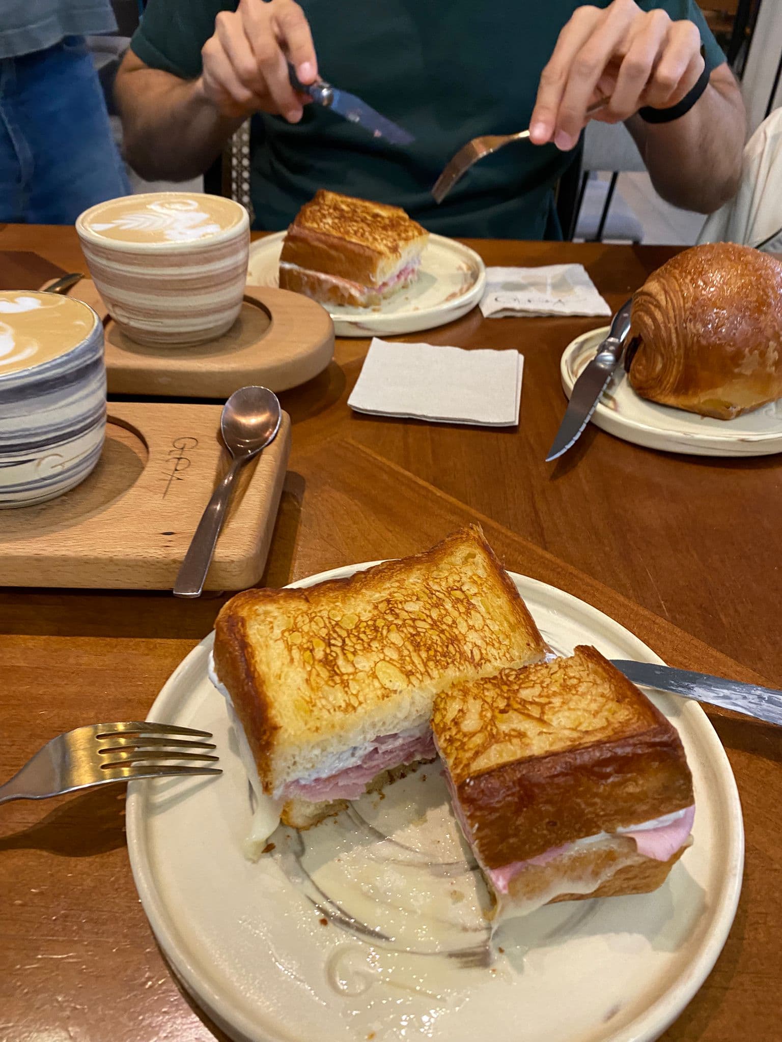 Bikini trufado y cafés en Glea